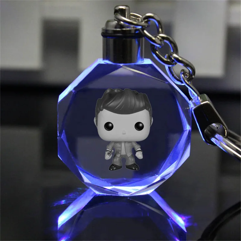 Брелок Сверхъестественное Дин Сэм Кастиель квадратной формы кристалл милый брелок для ключей Забавный мультфильм кулон ювелирные изделия модный персонализированный светодиодный