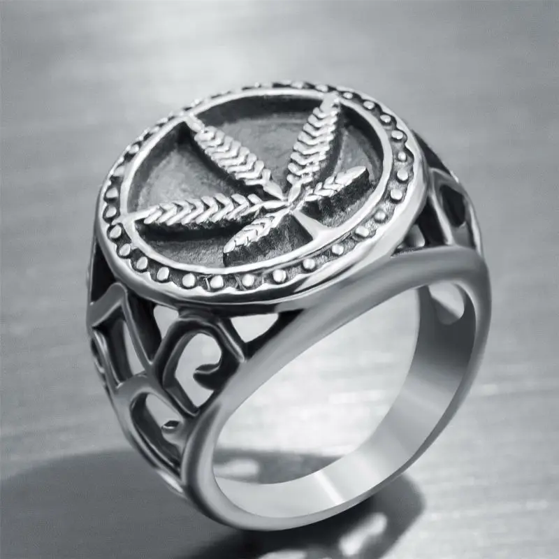 

Maple Leaf Men's Fashion Personality Ring Punk Personality Ring
