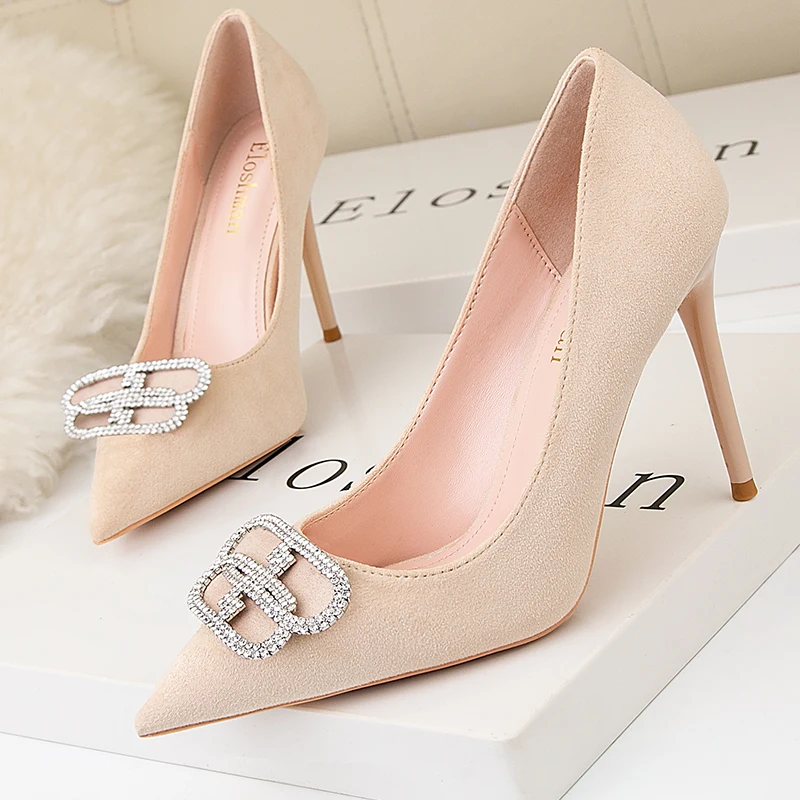 Элегантные замшевые женские туфли лодочки на высоком каблуке стразы свадебные с