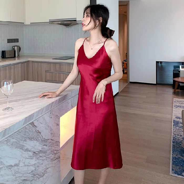 

Nightdress Women's Summer Ice Silk Can Wear Sexy nightgown Long Silk Silk Fabrics Strap Dress women sexy sleepwear dress