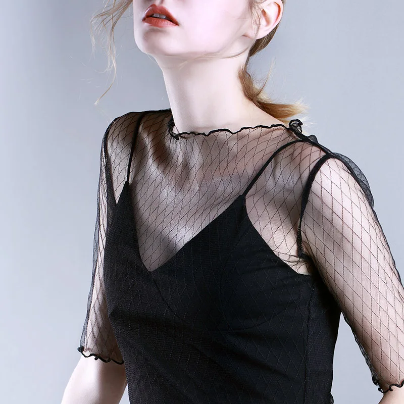 

Summer new Lingge wooden ear edge net bottom shirt with medium sleeve T-shirt for women