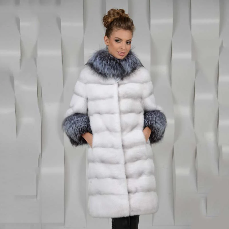 Женское пальто с натуральным мехом норки зимнее большого размера из натуральной