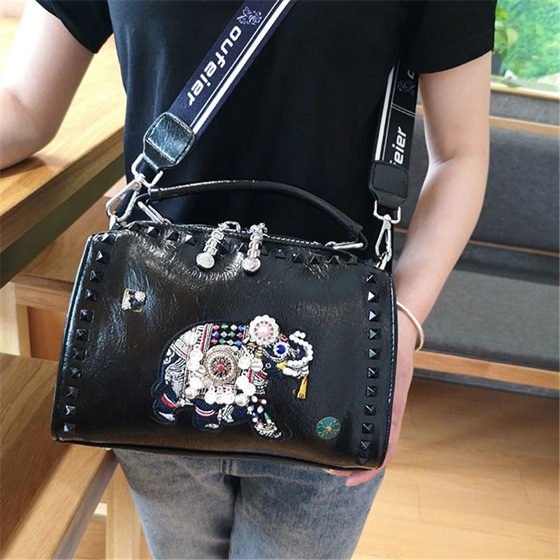 

Women Shoulder Bags Elephant Totes Black Silver Luxury Women Zipper Leather Punk Handbags Rivets Ladies Small Crossbody Bags