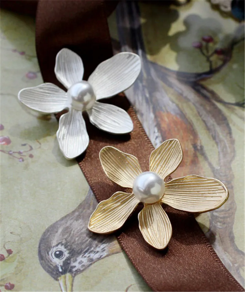 P06-004 завод на заказ цветы или другие растения Украшение пальто жемчуг