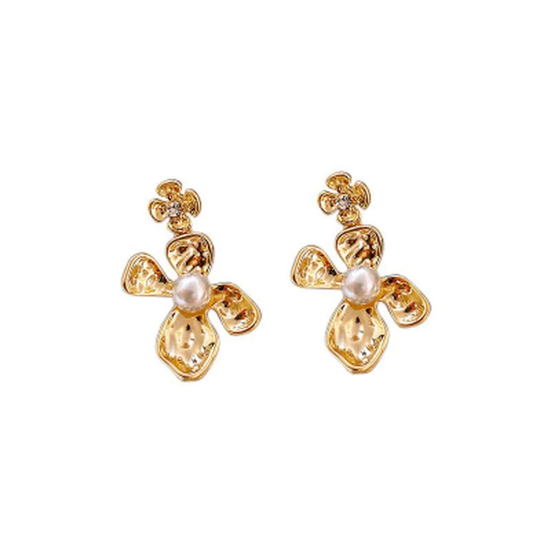 

Origin Summer New French Vintage Gold Pearl Flower Dangle Earrings for Women Hyperbole Party Gifts Jewellery Accessories Hot