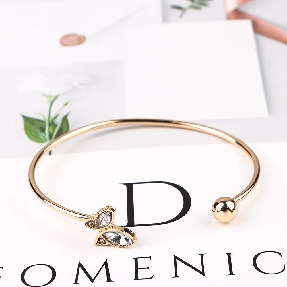 Элегантный женский открытый браслет золотистого цвета Модный