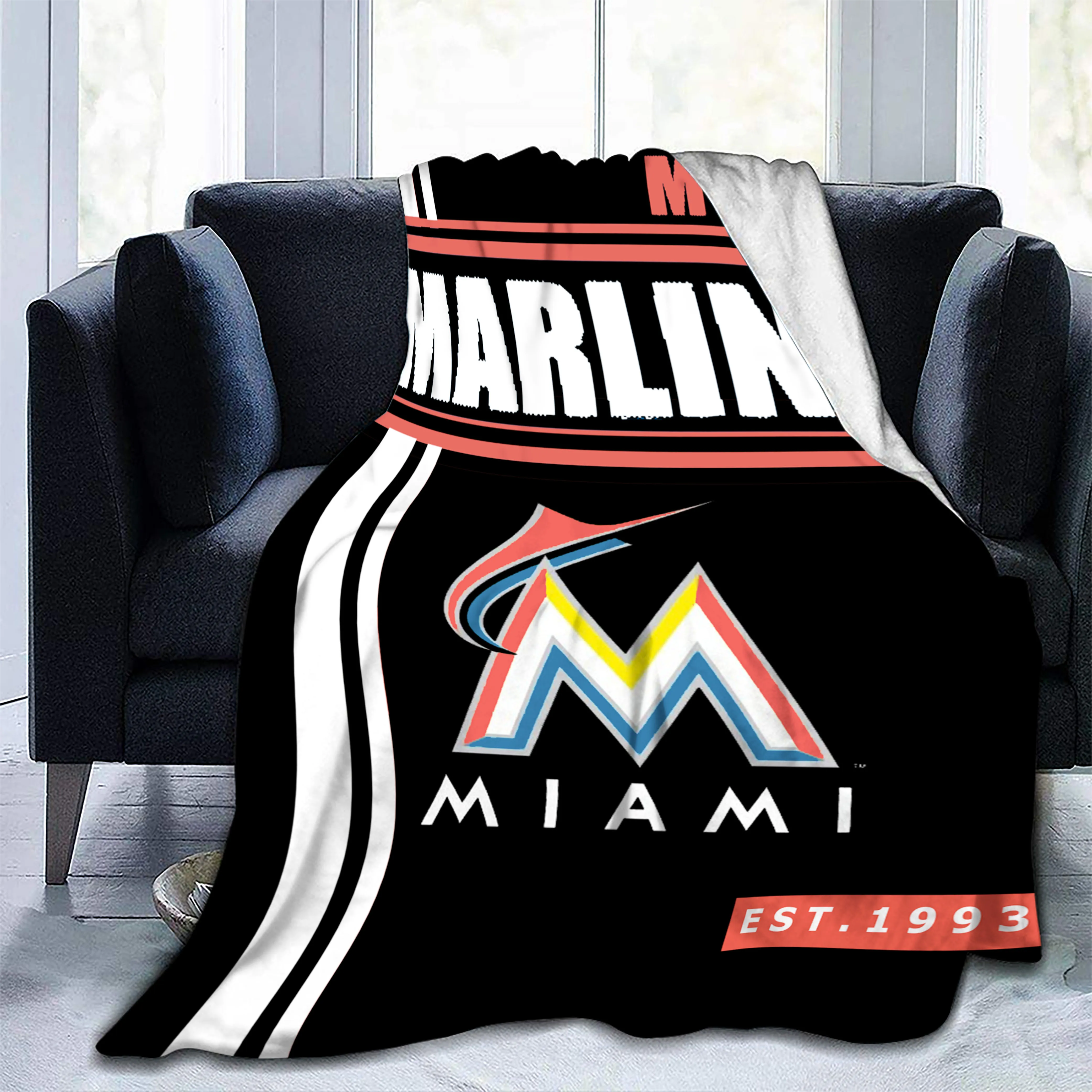 

Baseball Print Fleece Blanket Novelty Soft Lightweight Plush Fuzzy Cozy Warm Blanket Applicable All Season for Living Room