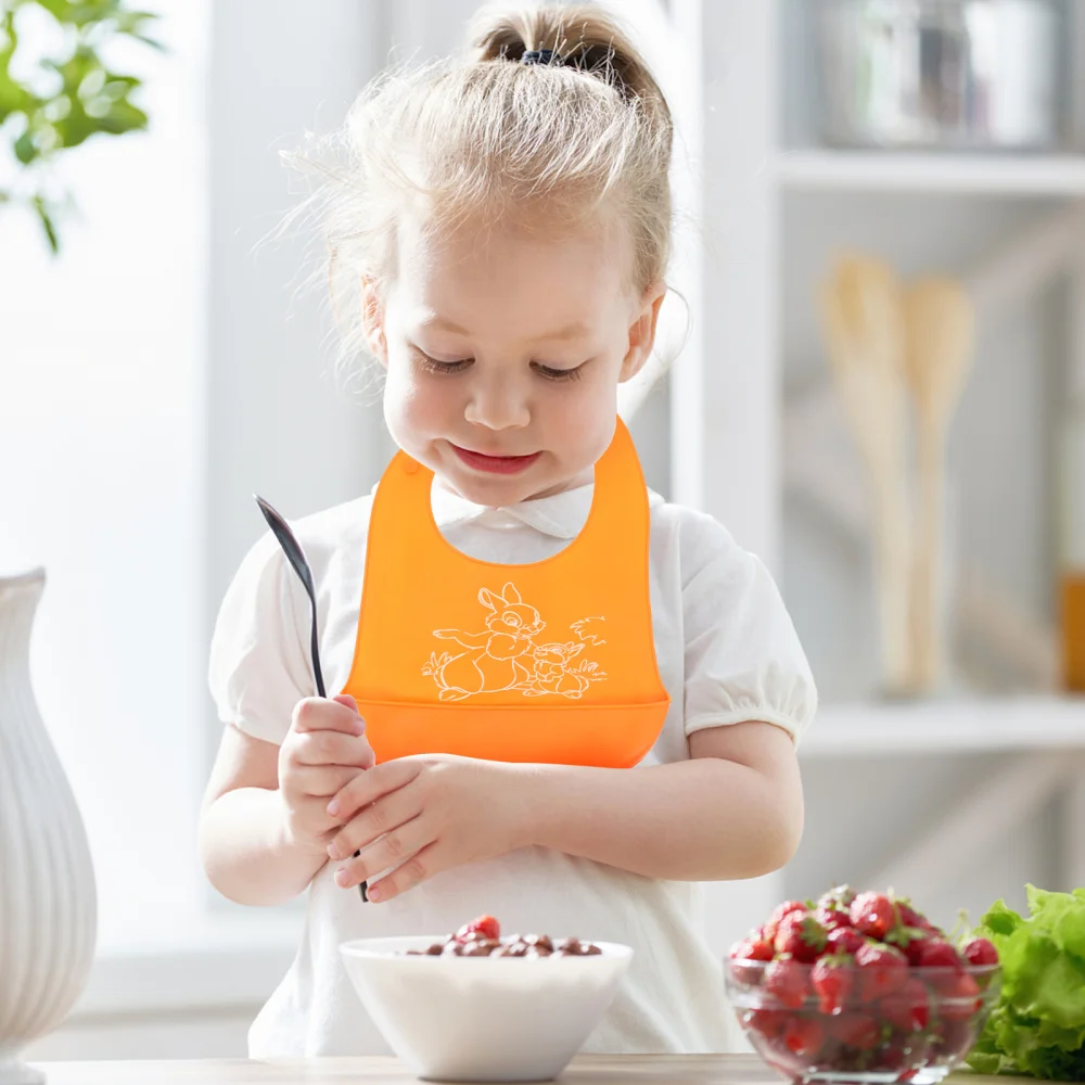 

2Pcs Cartoon Silicone Baby Bib Adjustable Clothing Protector Kids Toddler Bibs