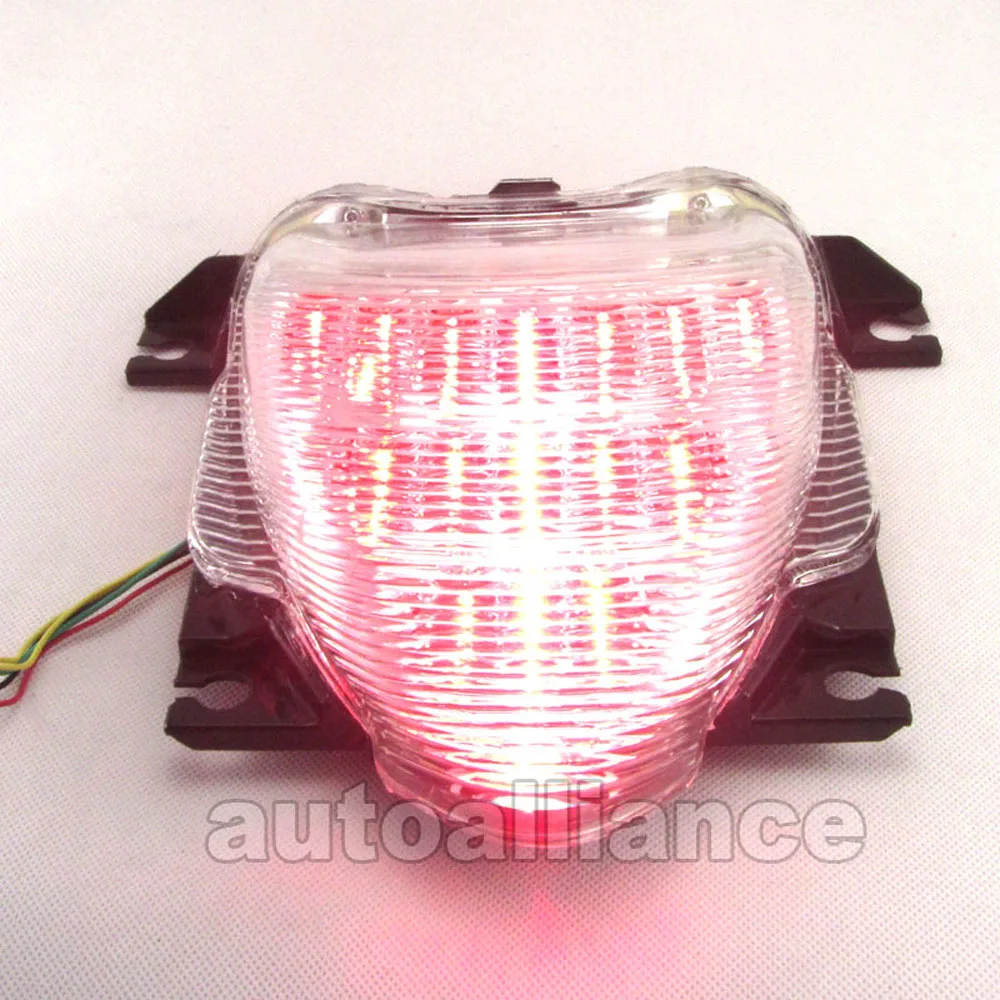 

LED Taillight Intergrated W/ Turn Signal Light For Suzuki Boulevard M109R/lnirvoer 1800 06-15