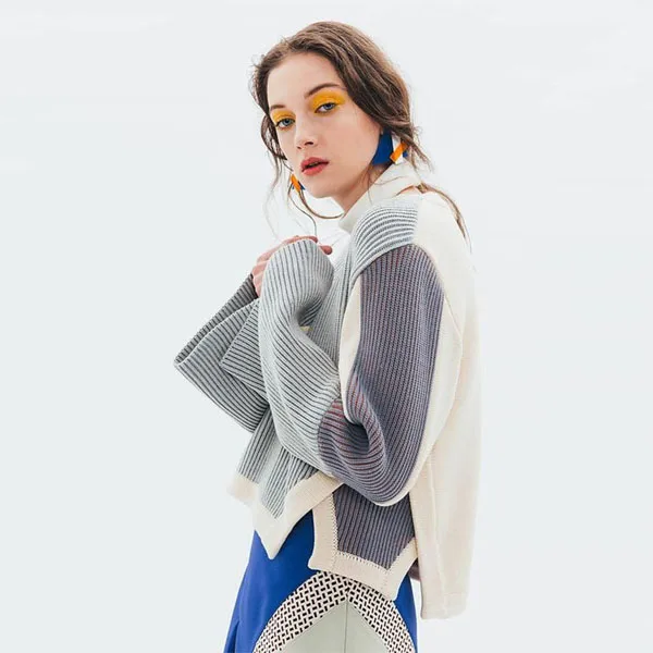 

O-Neck Fashion Wool Sweaters Long Flare Sleeve Asymmetrical Autumn Winter Loose Solid Women Sweater