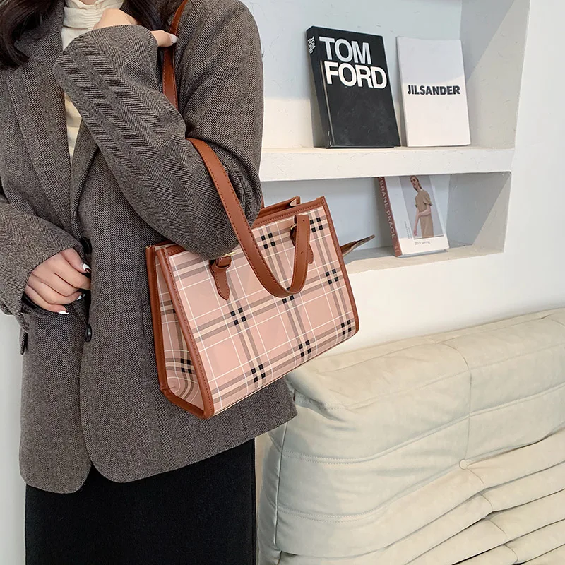 

OLSITTI Famous Brand New Fashion Lattice Pattern PU Leather Handbags for Women 2021 New Large Capacity Shoulder Bags Sac Epaule