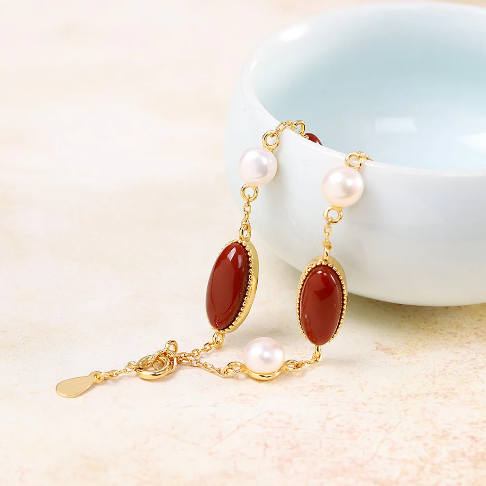 

MetJakt Fashion Exquisite S925 Sterling Silver Gold-Plated Inlaid Red Agate Pearl Women's Bracelet