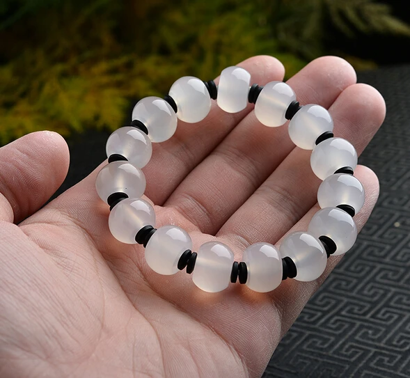 1028 + натуральный халцедон оригинальный браслет ручной работы из бисера через