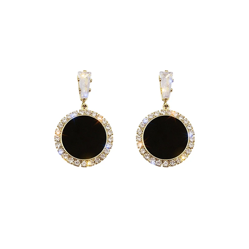 

2021Round rhinestone earrings new wave Korean version personality temperament wild simple earrings Fashion Simple ear nail