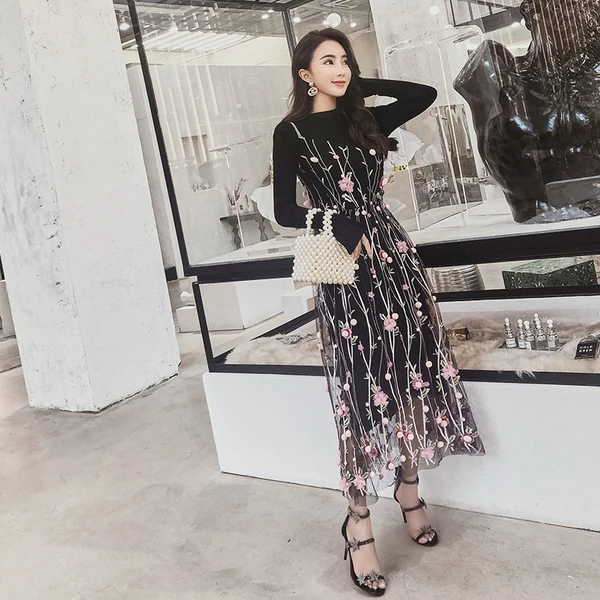 Knitted Dress 2 Piece Set Autumn New Solid Black Sweater Dress and Hairball Appliques Floral embroidery Mesh Sling Dress Sets