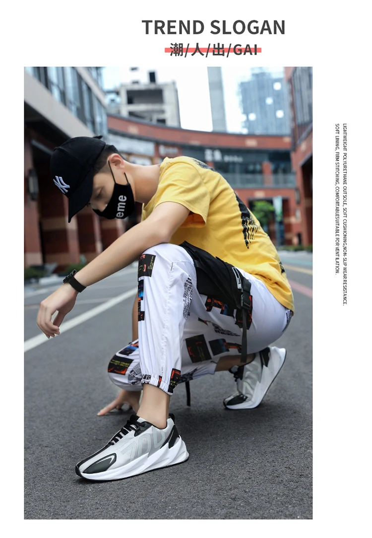 Дизайн Kanye 700 V2 Boost Triple S Sneakers Desi роскошные мужские и женские туфли для папы бежевые черные спортивные кроссовки