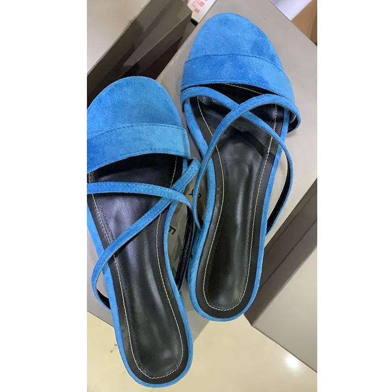 Новинка Популярная кожаная женская обувь Повседневные пляжные уличные