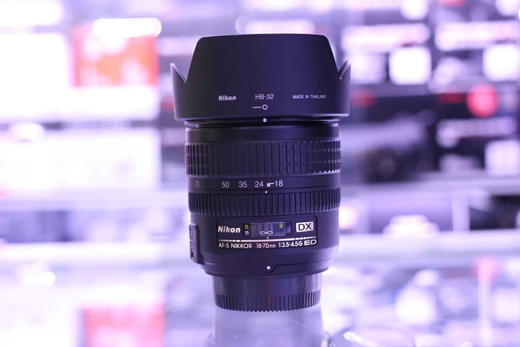 Зум-объектив Nikon 18-70 мм f/3 5-4 5G ED IF AF-S DX Nikkor | Электроника