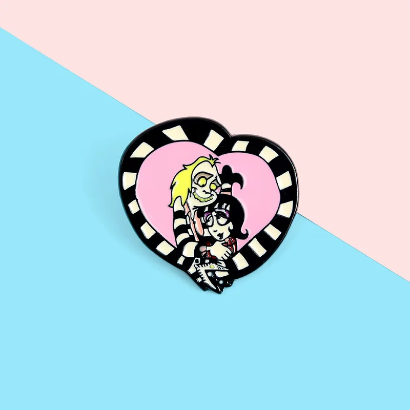 Эмалевые булавки в готическом стиле от Beetlejuice Lydia значок форме сердца и червя на