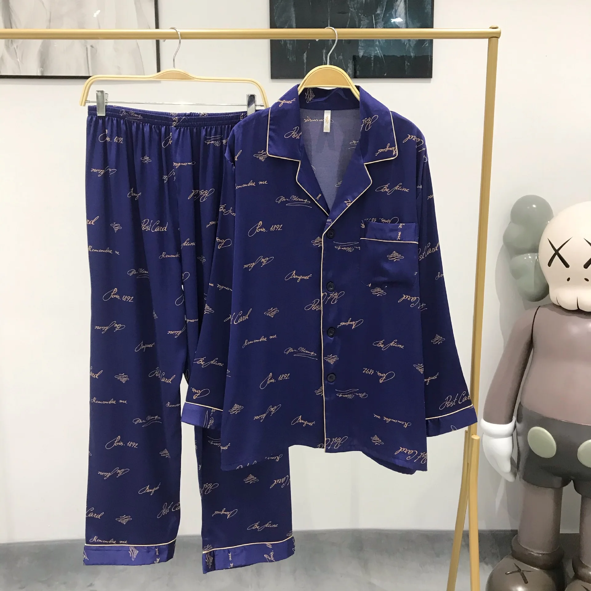 

Ice Silk Men Pajamas Spring Autumn Fashion Printing Long Sleeve Trousers Suit Male Thin Home Clothes Two Pieces Set
