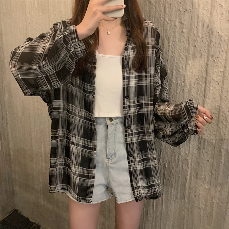 

Retro Y2K Print Sunscreen Shirt Women's Summer Loose Thin Long Sleeve Lapel Single Breasted Chiffon Shirt Length Streetwear