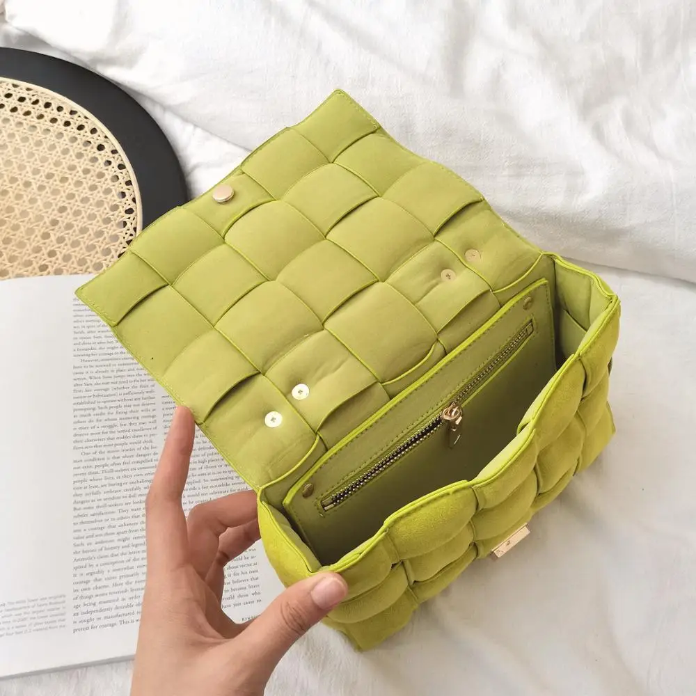 

Suede Messenger Bags Luxury Handbags Women 2020 Chain Purses Clutch Lady Shoulder Bag Knitting Crossbody Bags Bolsa Feminina