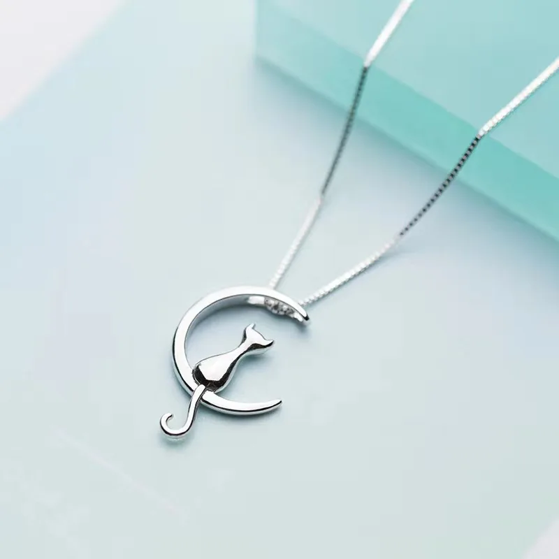 

925 Sterling Silver Cute Cat Moon Charm Pendent Necklace Clavicle Chain For Women Fine Jewelry Brithday Gift dz425