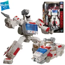 Hasbro Transformers Toys Generations War for Cybertron: Siege  Ratchet Action Figure Model Toy Kids Gifts