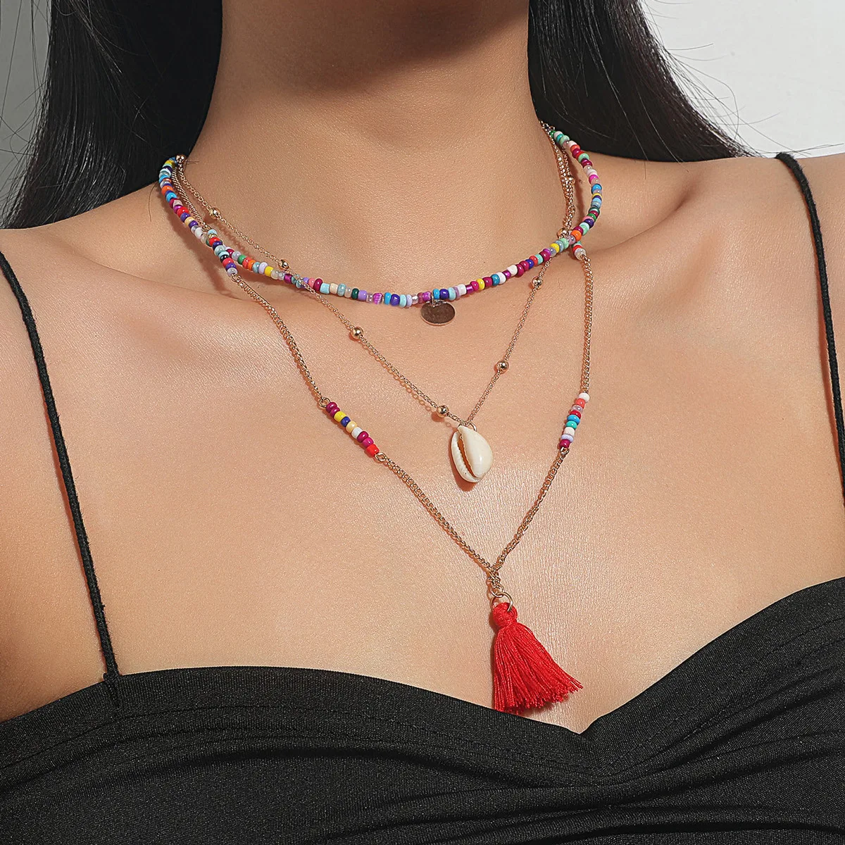 

Vintage Boho Necklace for Women Multi-Layer Hand-Woven Ethnic Style Pendant Colorful Rice Beads Jewelry Party Gift Collar
