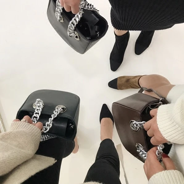 

Famous Designer Saddle Handbags Fashion ins Show Women's Bag Shoulder Bag Handbag Crossbody For Women PU Leather Messenger Bags