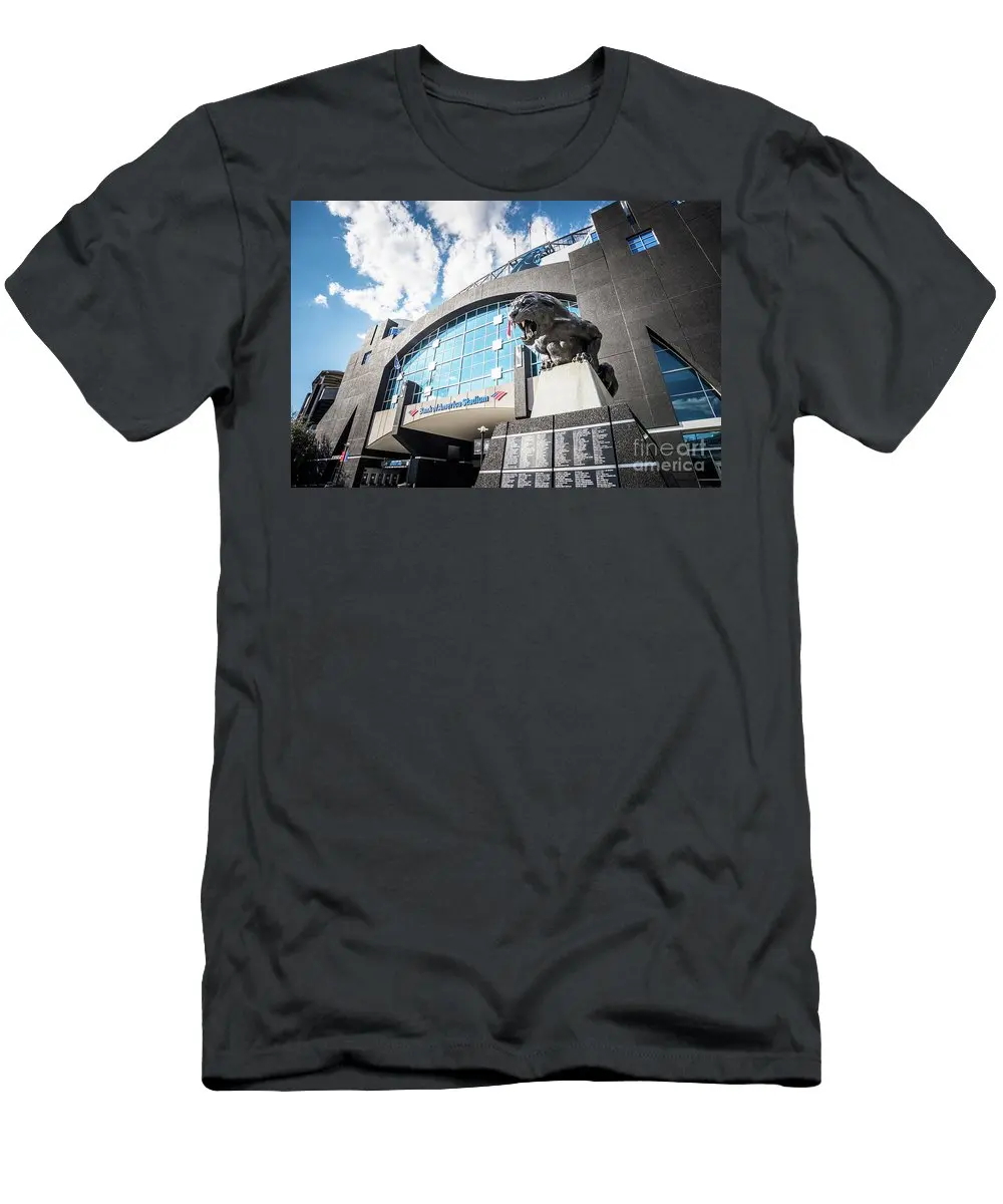 Мужская футболка с изображением стадиона Банка Америки| |