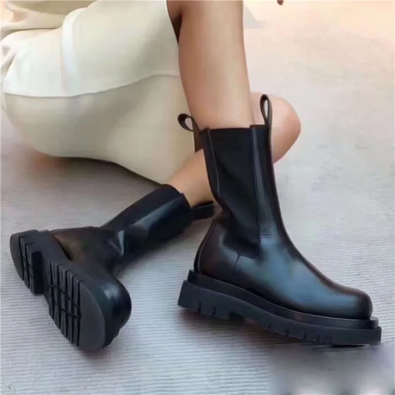 Ботинки без подошвы. Ботинки Bottega Veneta женские 2020.