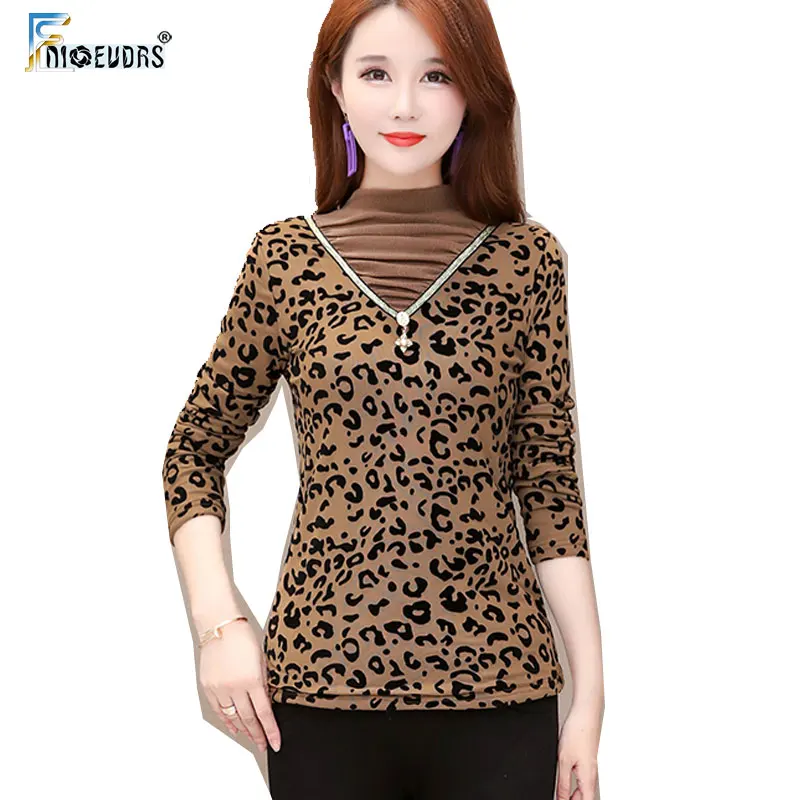 Зимние базовые футболки теплые велюровые женские облегающие элегантные офисные