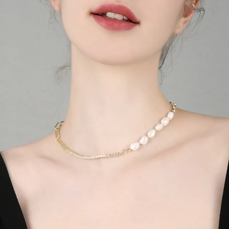 

Choker Korean Pop fashion retro new fashion pearl atmosphere necklace Inlaid cubic zirconia Gloss shine jewelry gift wholesale
