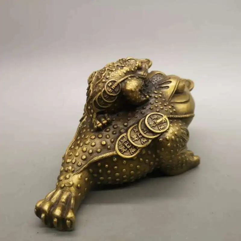 

Chinese Pure Brass Golden Toad Statue