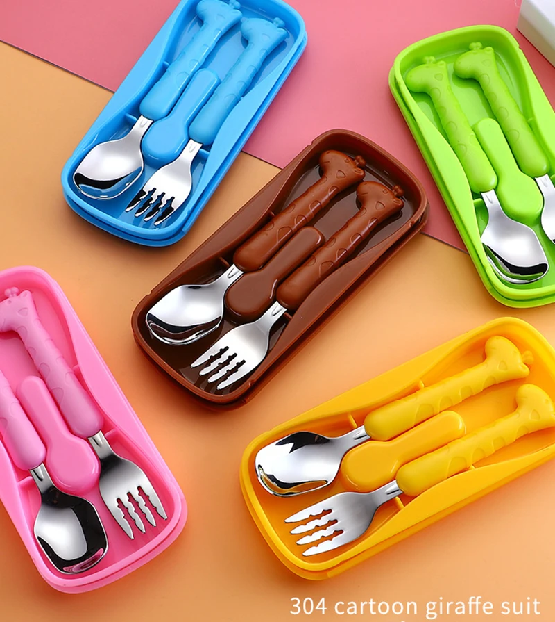 

Spoon Fork Set Children's Tableware Box Cute Giraffe Cartoon Suit 304 Stainless Steel ABS Gum Gift 2