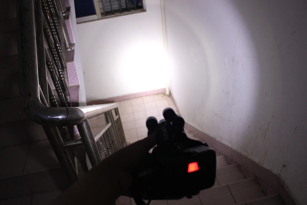 

Outdoors Camping Rechargeable 8000lm 3xT6+4xXPE 7LED Headlamp Waterproof Fishing light Hunting Headlight tent lantern