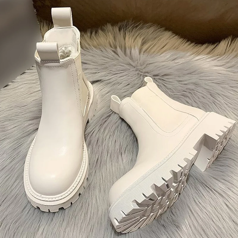 

Женские ботинки челси на платформе, бежевые ботильоны без застежки, Короткие Плюшевые ботинки в стиле панк и готика, зима 2021