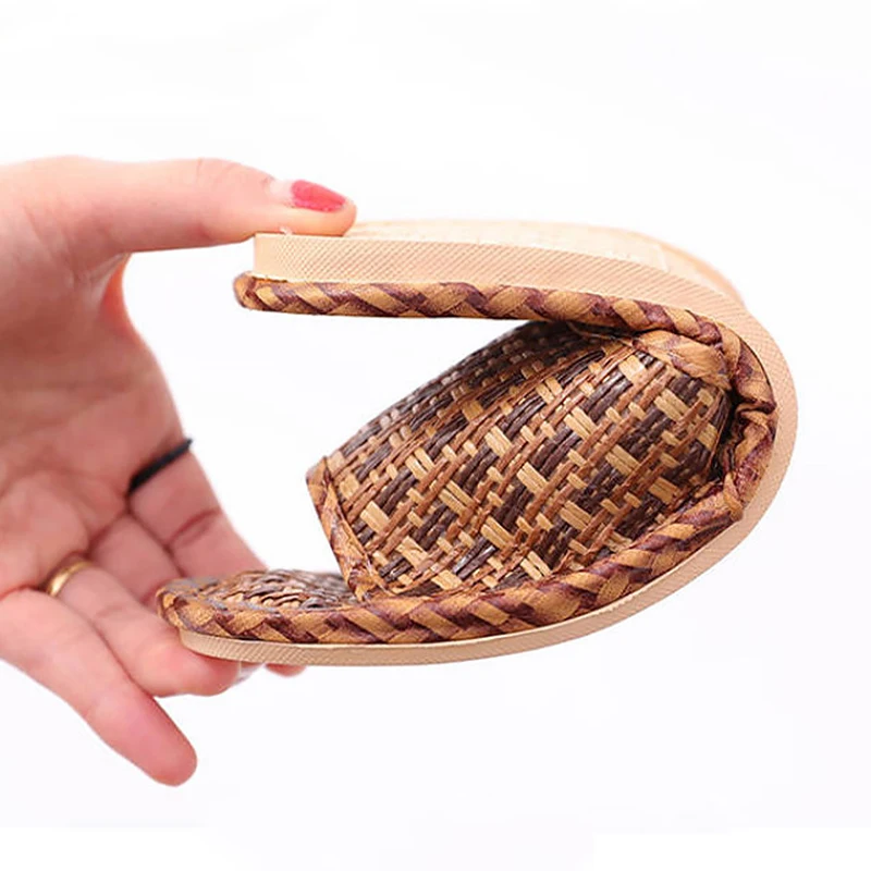 

Four Seasons Rattan Male Slippers Non-Slip Bamboo Woven Couple Models Home Soft Slippers Indoor Wooden Floor women Slippers