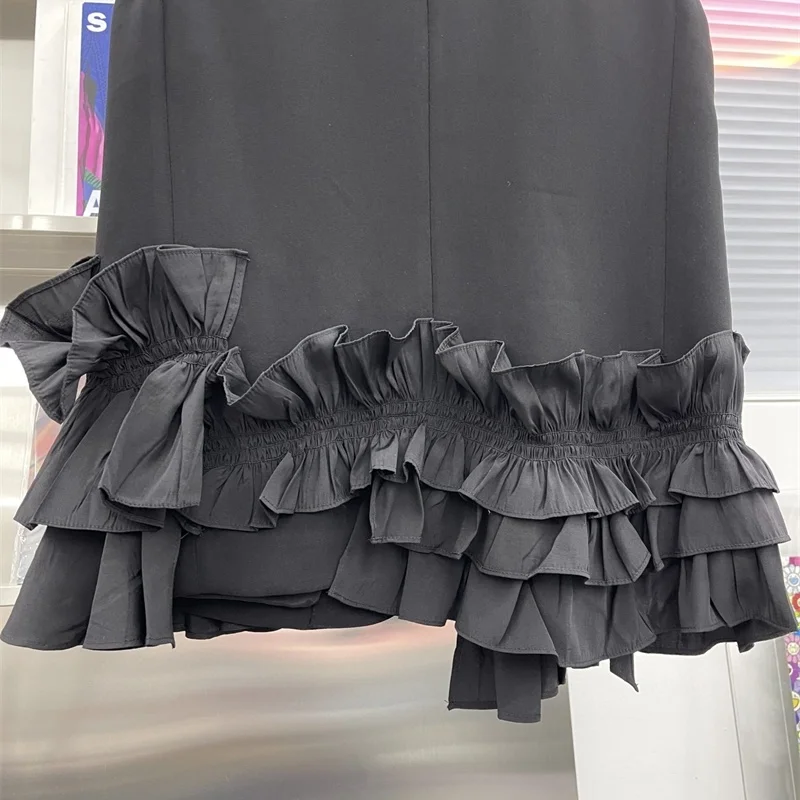 

Fashion 21 summer new niche fashion irregular pleated Ruffle stitching suit collar shows thin vest