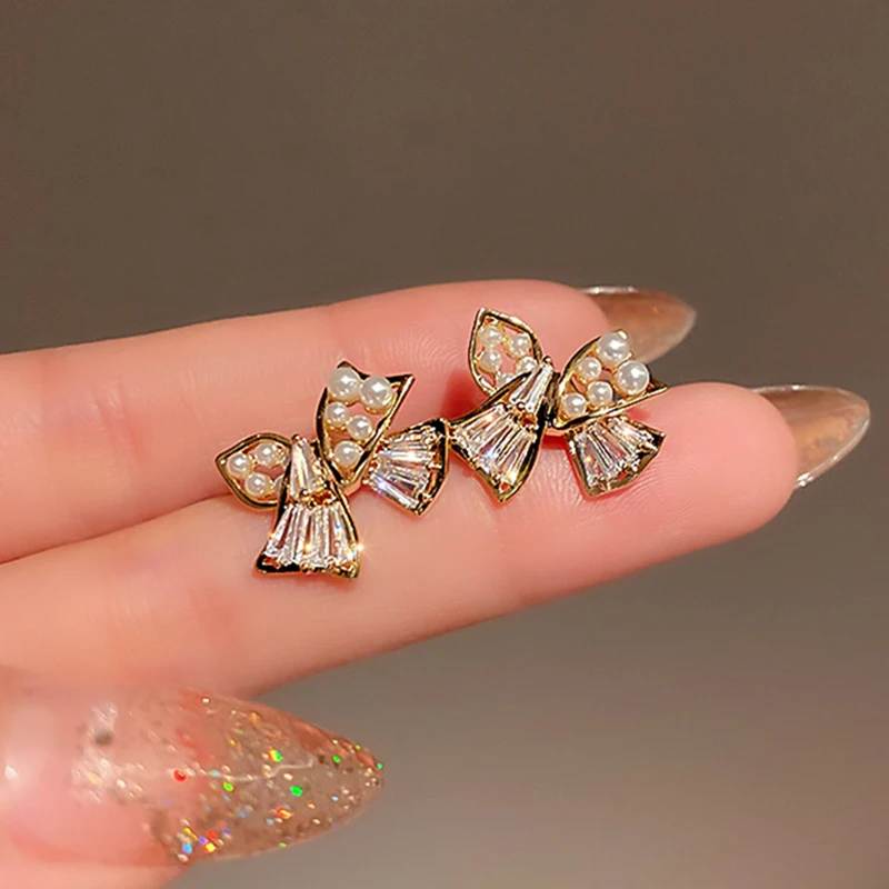 

2021 New Popular Design 14K Real Gold Bow Pearl Earrings for Women Charm Jewelry S925 Silver Needle Shiny Zircon Stud Fine Gift