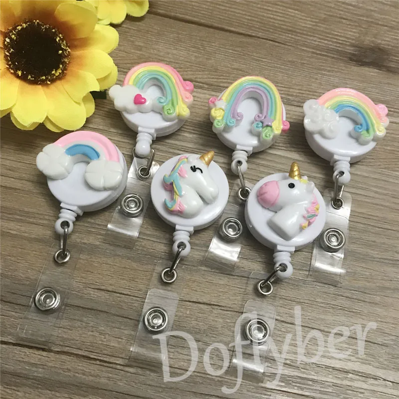 Милый Единорог красочное облако выдвижной значок медсестры катушка анти-потеря
