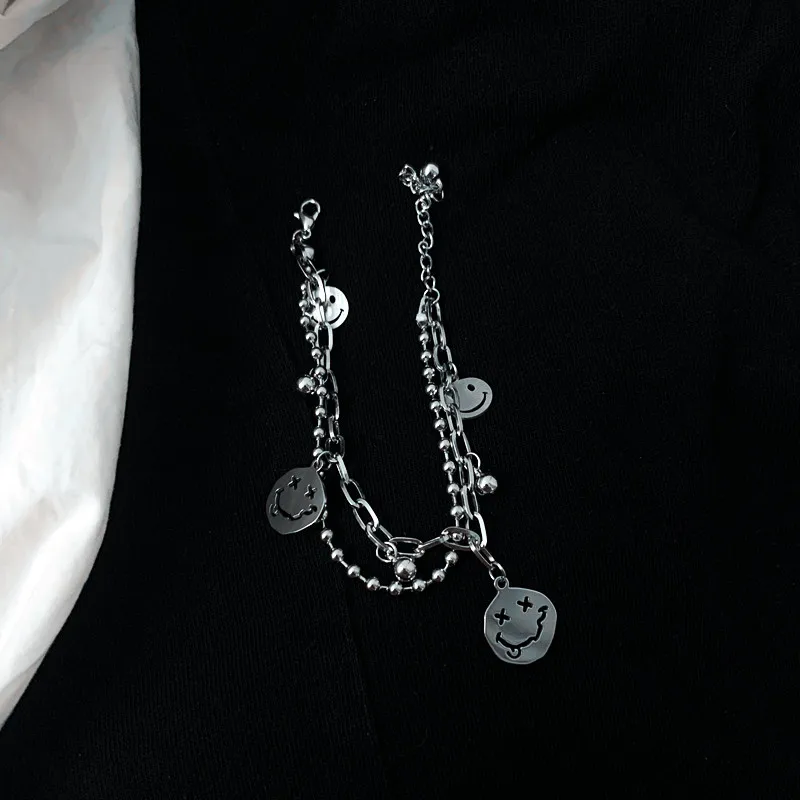 Двухслойный браслет с подвесками в виде смайликов забавный бусинами титановая