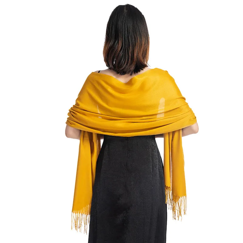 Женский шарф шаль женская тонкая вечерняя свадебная однотонная кисточка