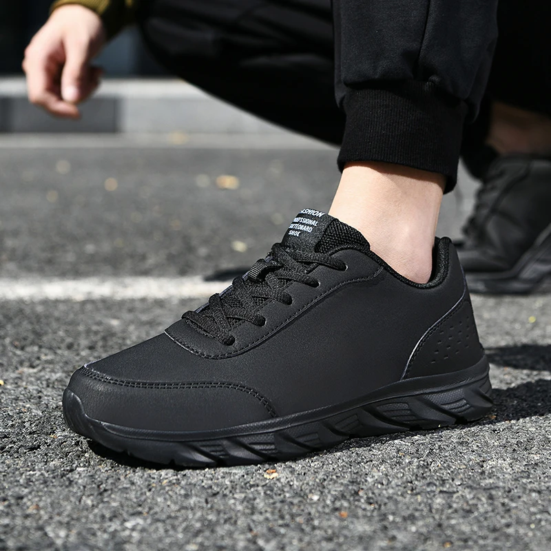 

Fashion Men Sneakers Leather Casual Shoes Lightweight Lace Up Soft Bottom Outdoor Running Sport Walking Zapatillas Hombre 2022