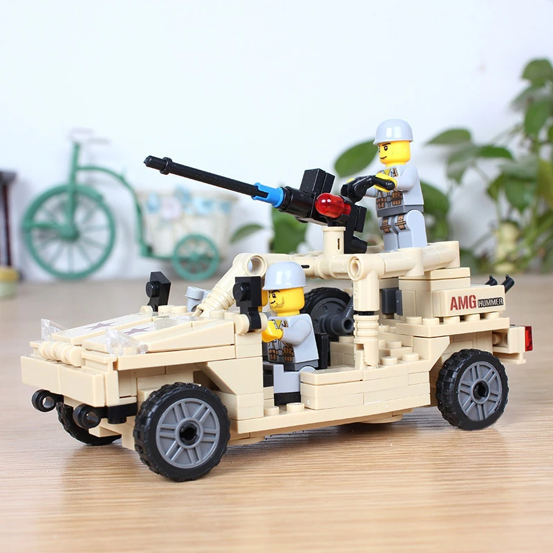 Строительные блоки сборка ДЕТЕЙ Полезные игрушки мудрость мальчик военная