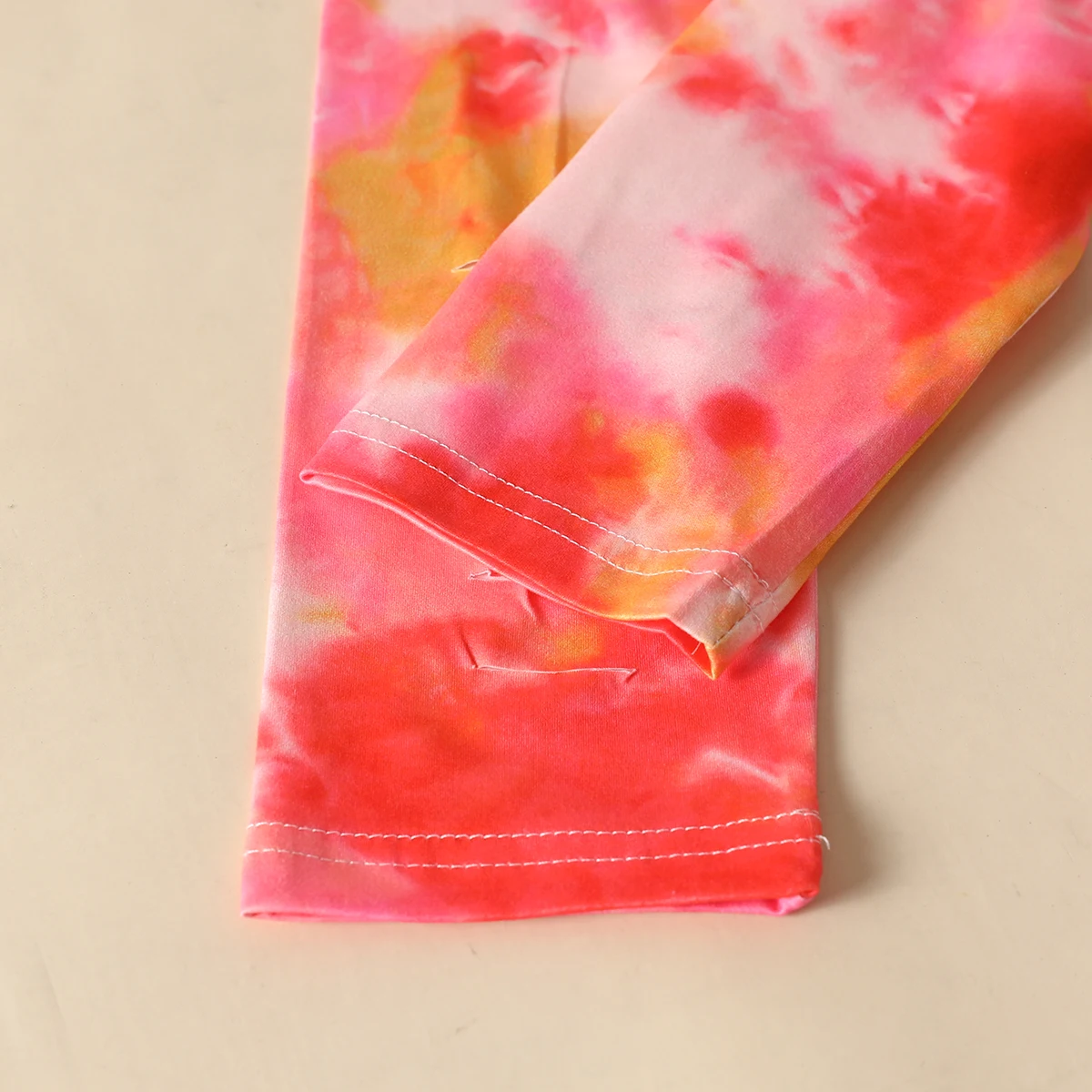 

2020 New Baby Tie Dye Clothing Set Cute Newborn Baby Girl Clothes 2pcs Baby Long Sleeve Hooded Sweatshirt + Hole Pants