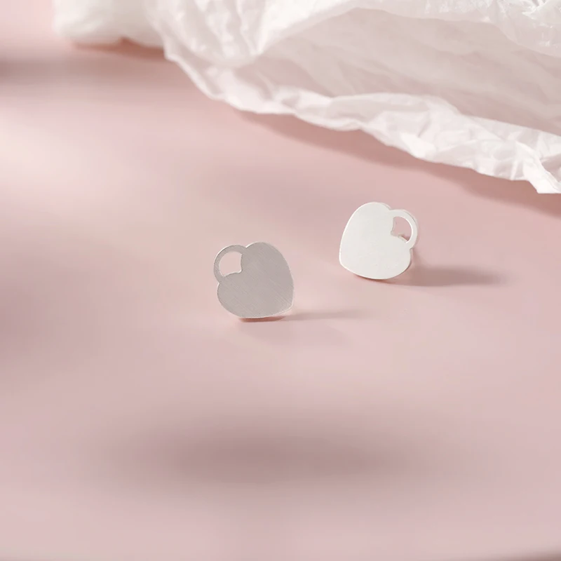 

Tiny Heart Stud Earrings For Women Cute Love Lock Earrings Stainless Steel Jewelry Romantic Couple Valentine Gifts Bijoux femme