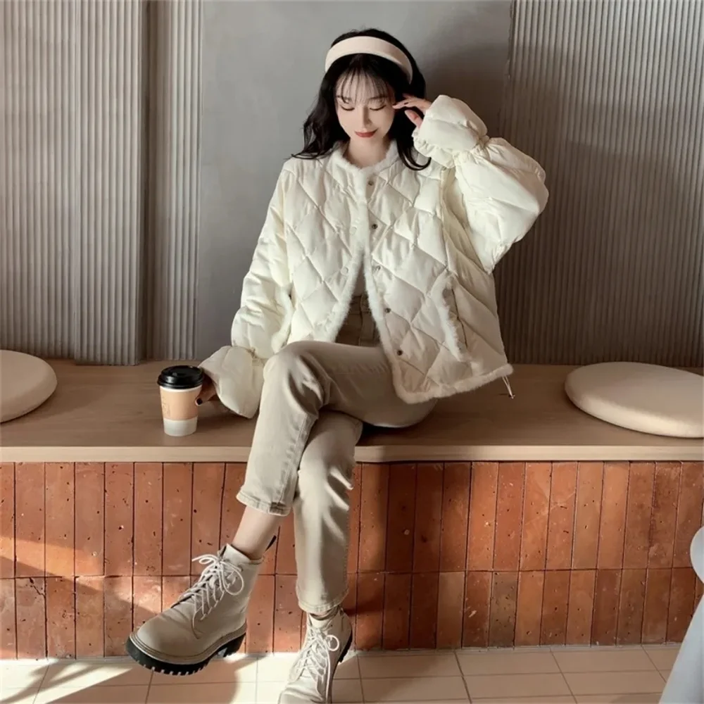 Плюшевое Стеганое пальто в клетку с расклешенными рукавами милое хлопковое