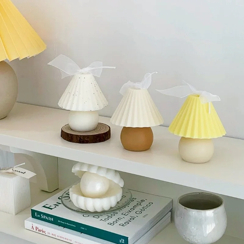 Креативная плиссированная настольная лампа акриловая Форма в виде свечи сделай